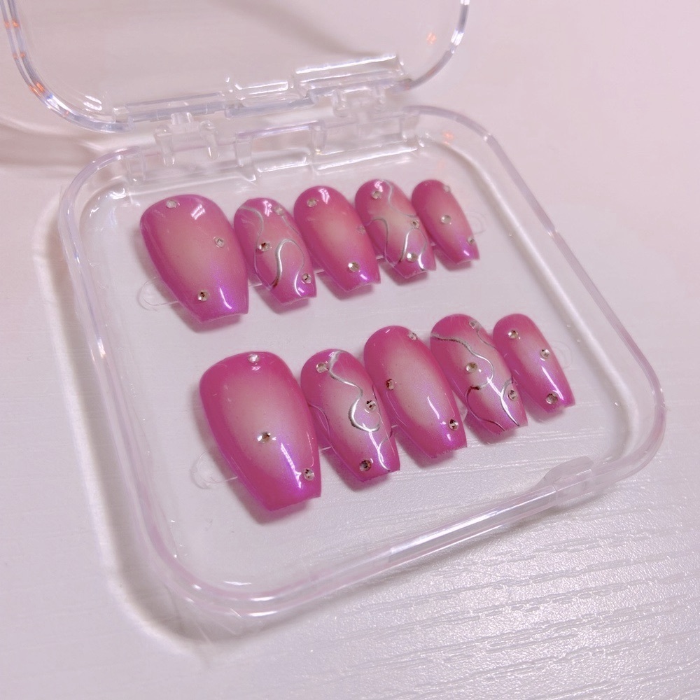 C180 PRESS ON NAILS